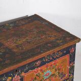 Malle ancienne à motifs floraux (c.1870)