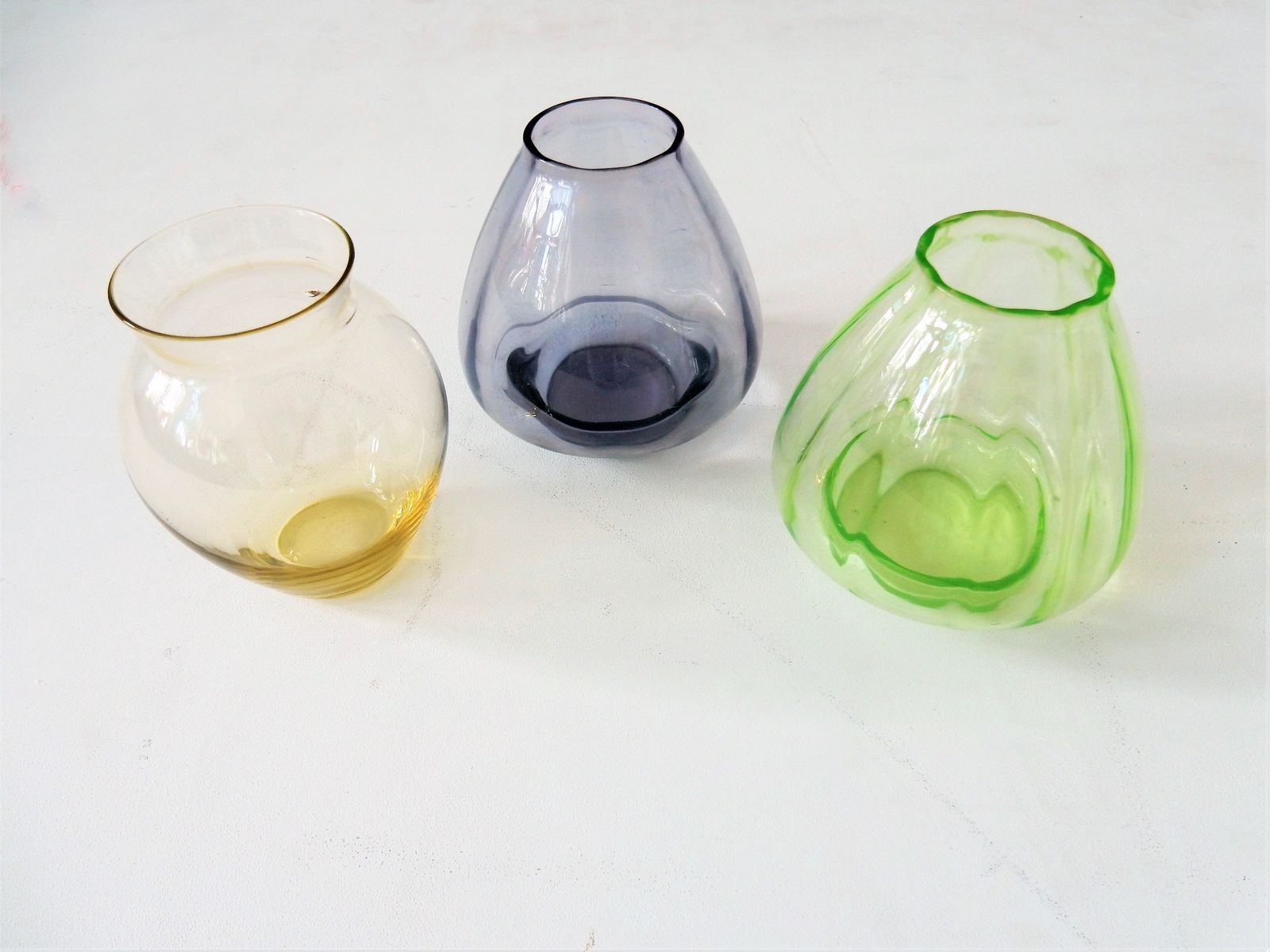 Colorful glass vases by A.D. Copy for Glasfabriek Leerdam Netherlands 1930s