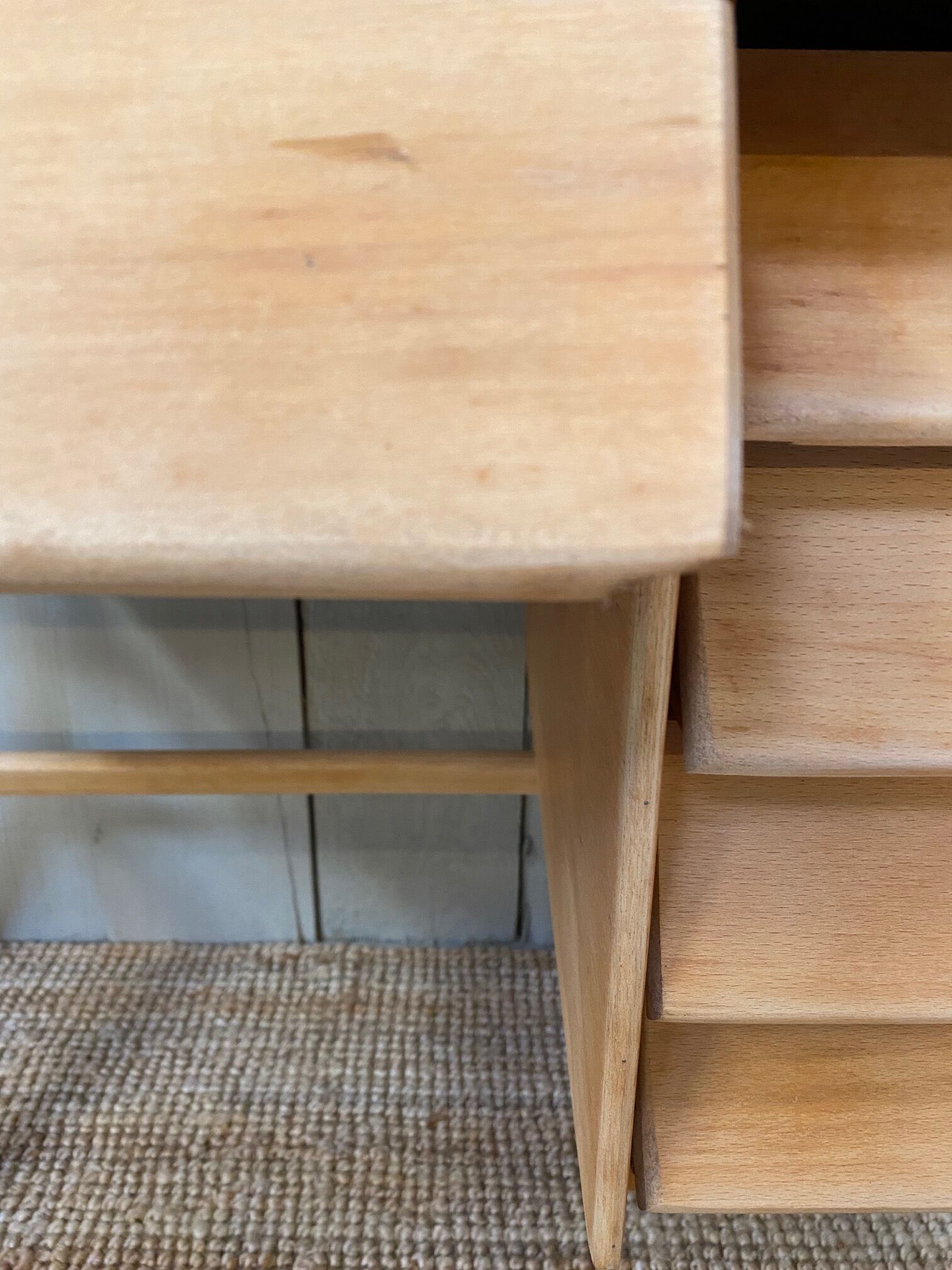 Desk of the 50s with 5 drawers