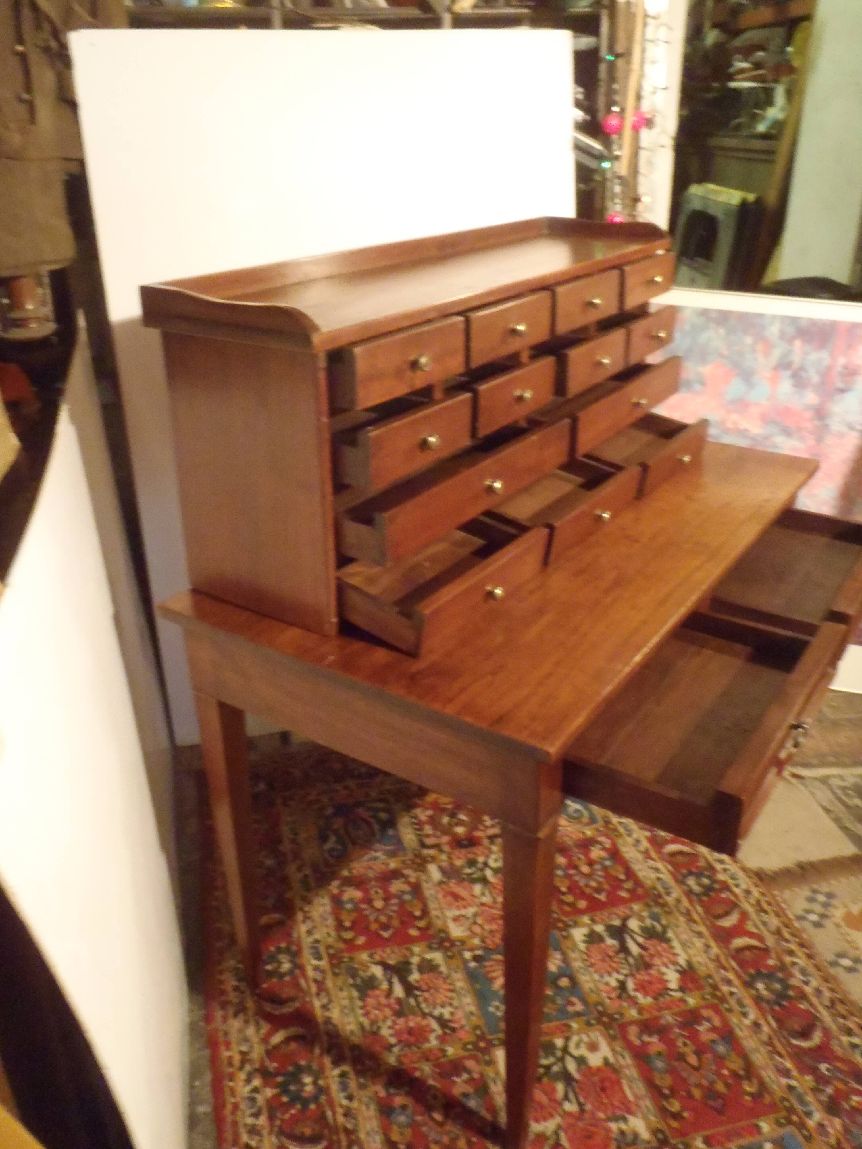 Desk / Secretary in exotic wood 15 drawers