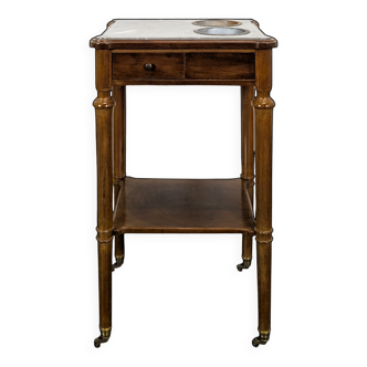 Mahogany refreshment cabinet from the early 19th century.