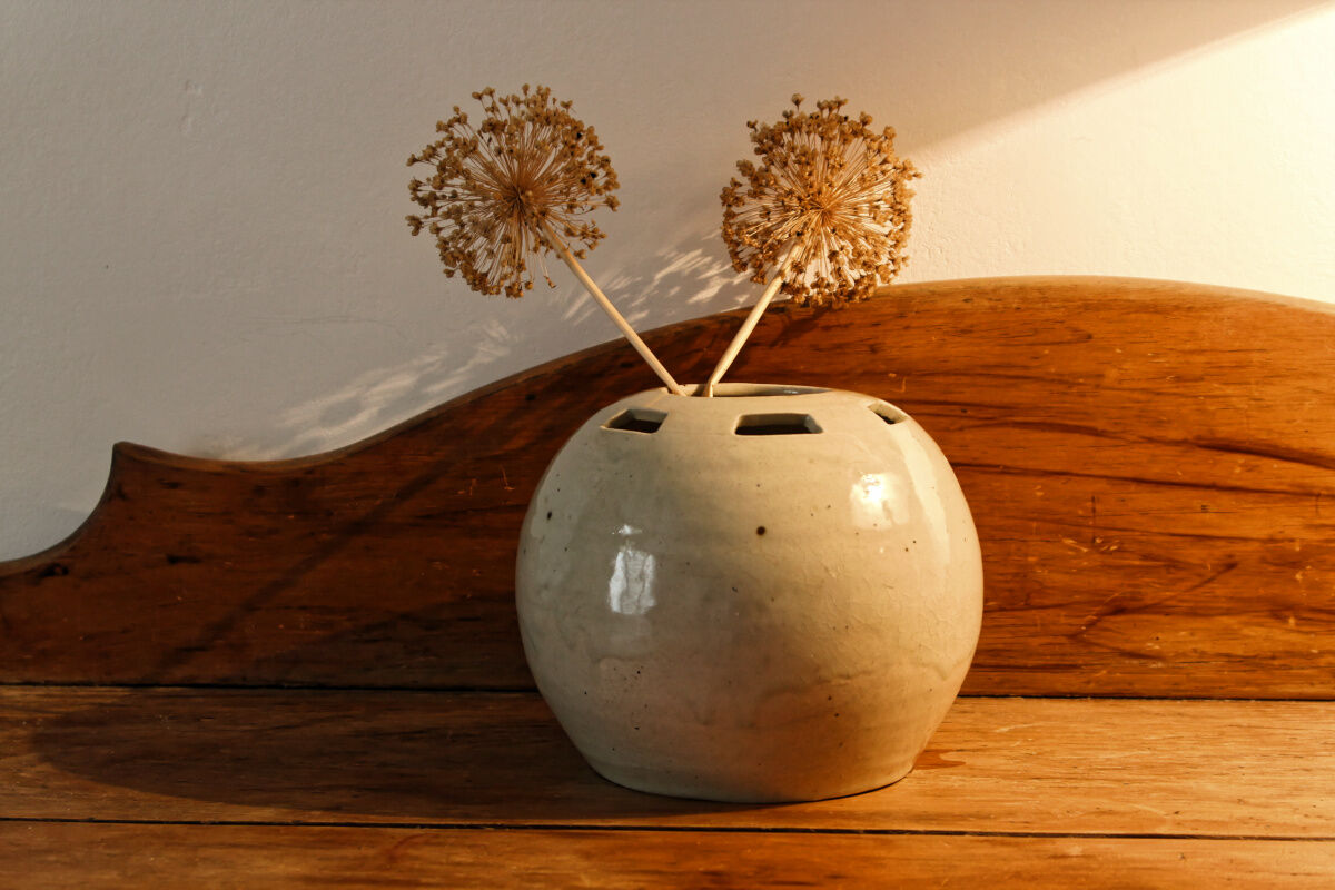 Openwork ball vase, Betzy Augeron