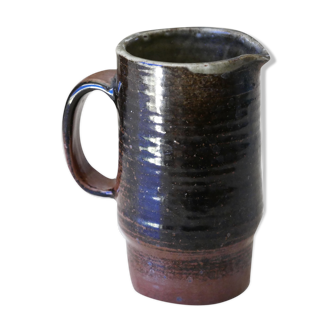 Sandstone pitcher, 70s