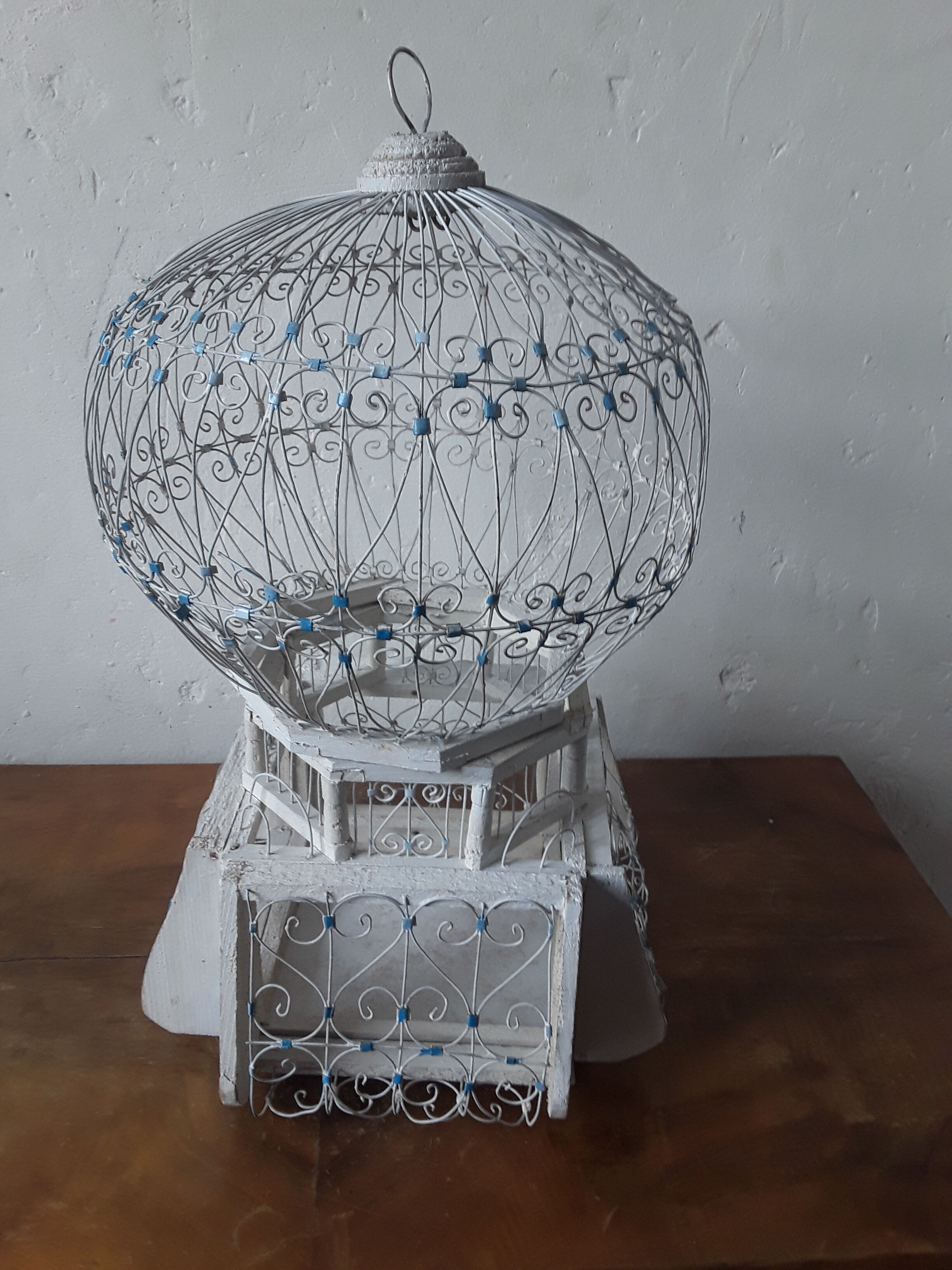 Vintage birdcage