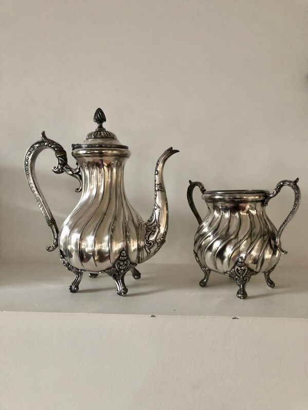 Cafetière et sucrier en métal argenté