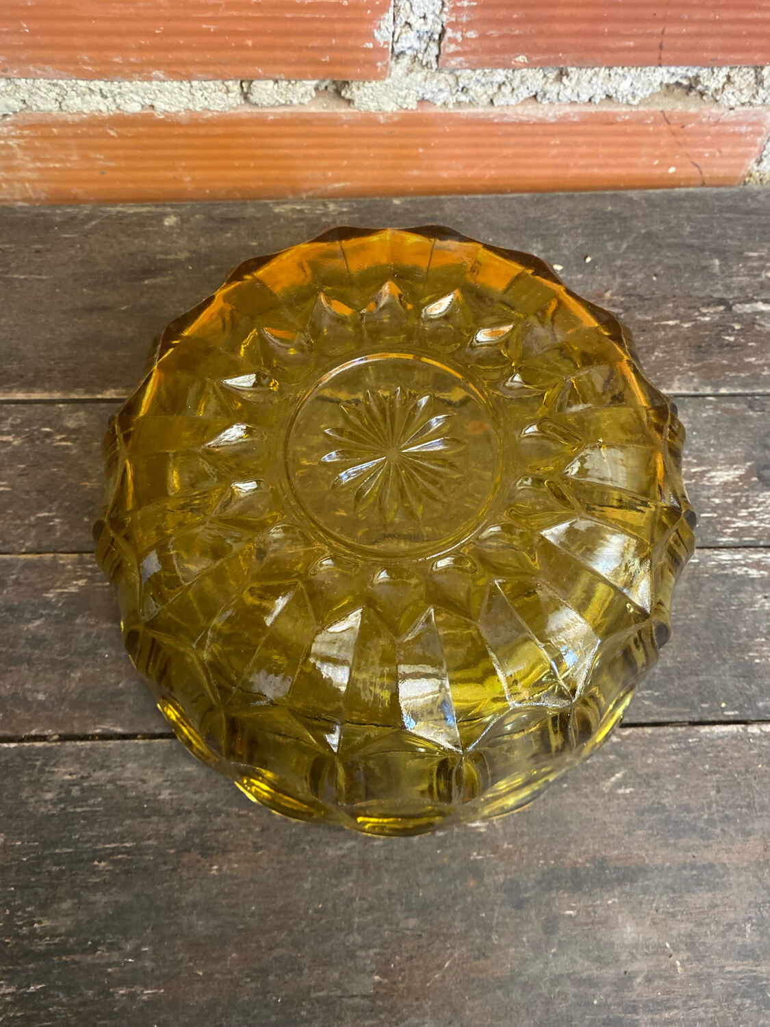 Salad bowl + 6 vintage amber orange moulded glass bowls from the 1970s.