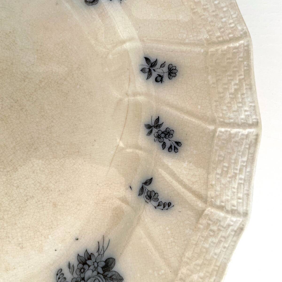 15 antique deep plates from the 19th century - Villeroy and Boch Mettlach