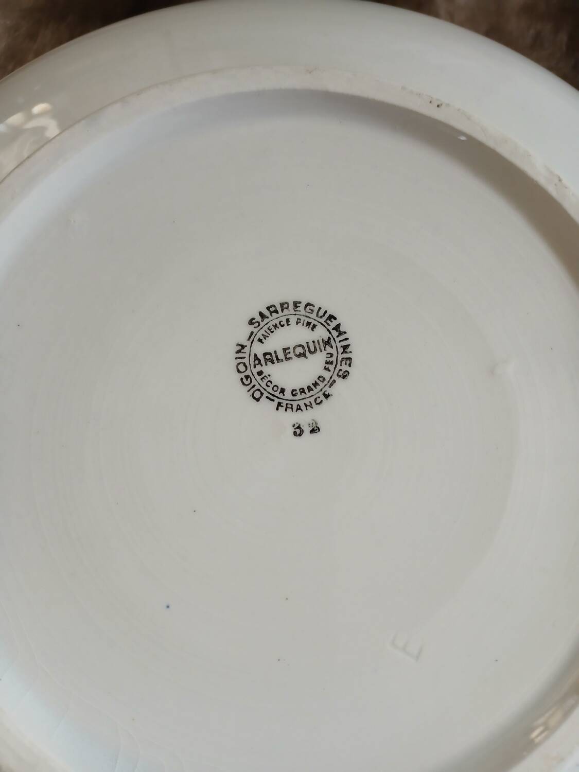 Antique soup tureen from Digoin and Sarreguemines