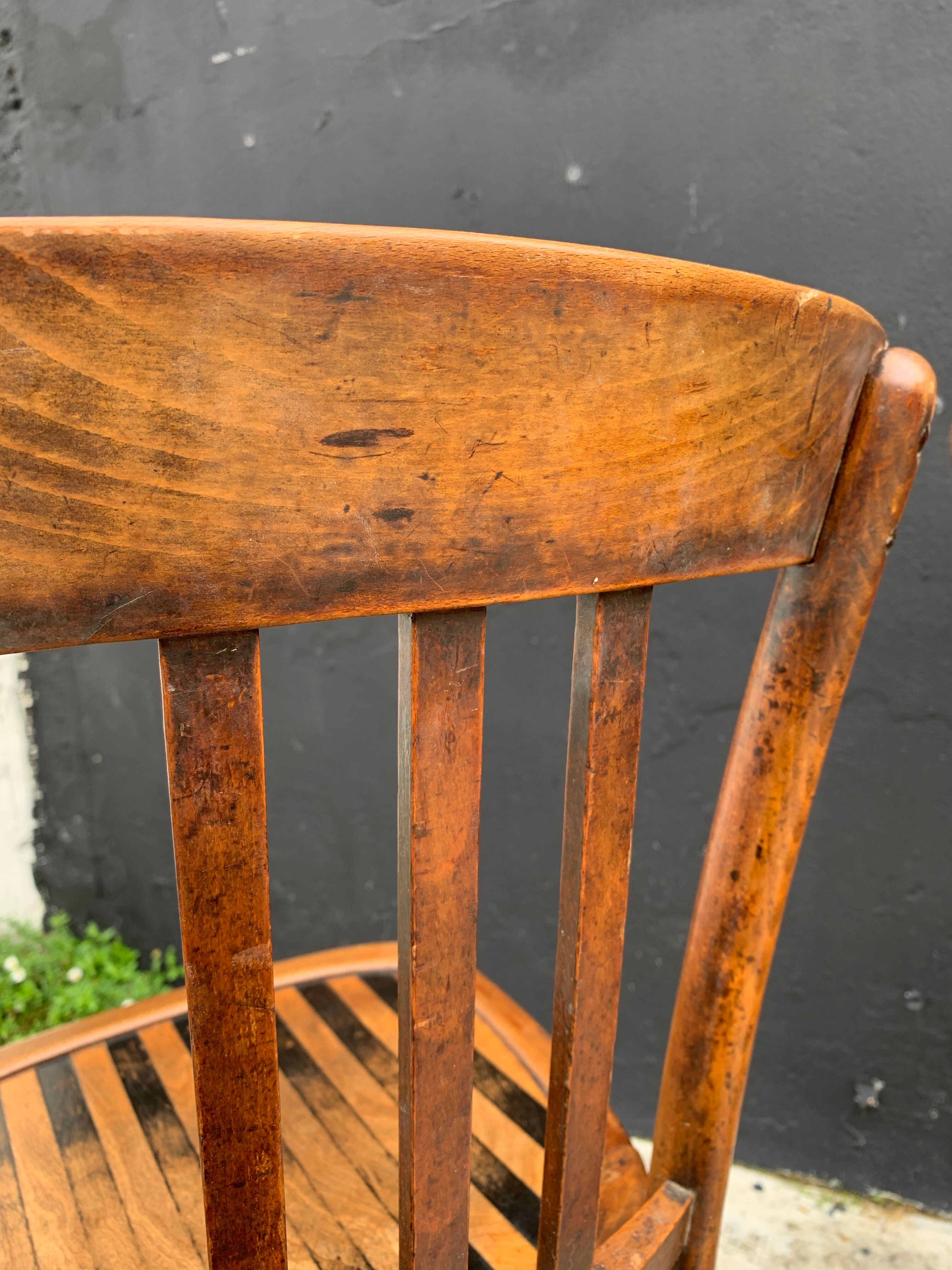 Set of 4 curved wooden bistro chairs