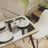 Table de salon à manivelle
