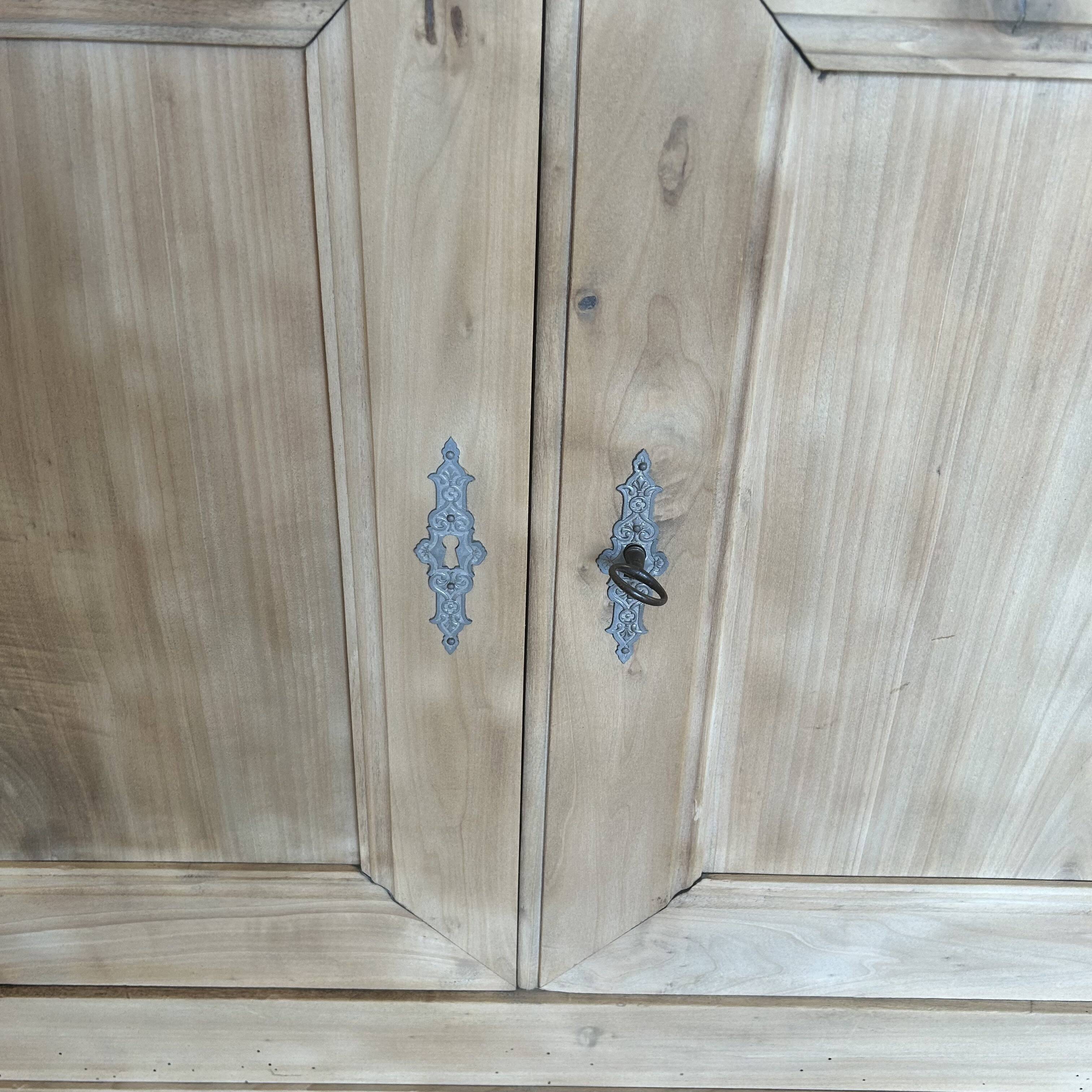 Parisian buffet sandblasted and stripped