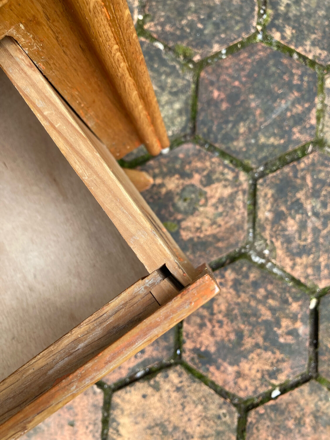 Commode pieds compas vintage