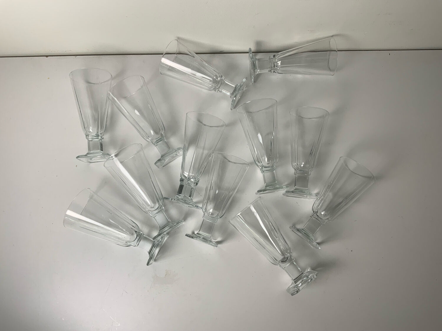 12 stemmed glasses
