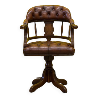 Chaise de bureau pivotante chesterfield vintage en cuir marron