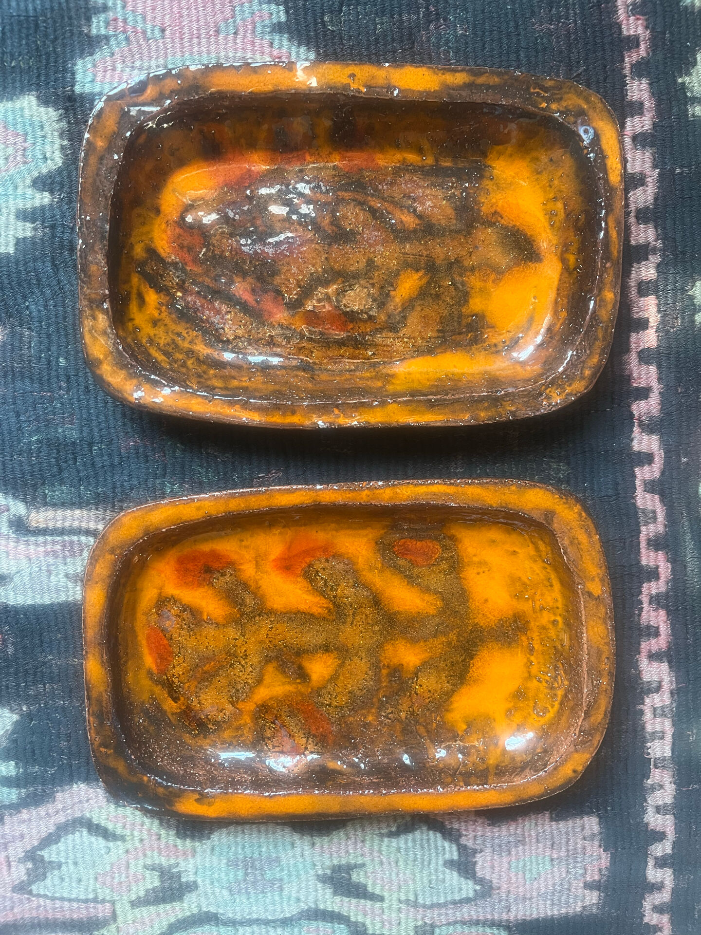 2 ceramic dishes in the Vallauris style from the 60s-70s.