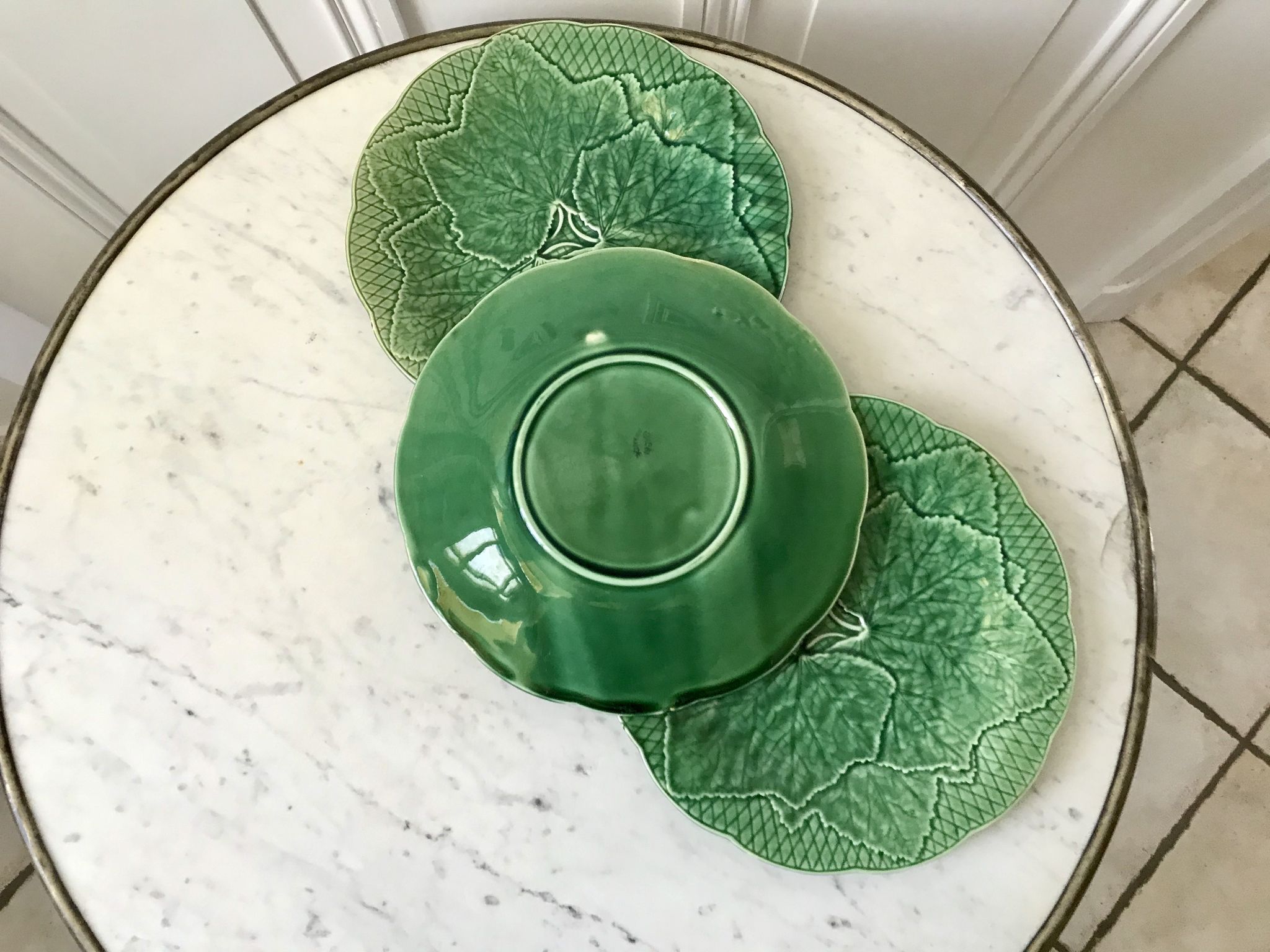 Trio of dessert plates gien model leaves in slip 50s