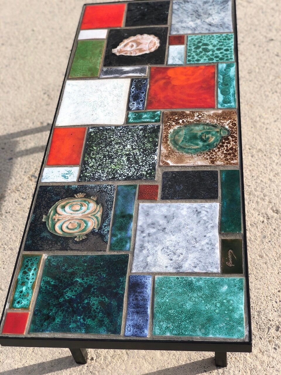 Ceramic coffee table signed princess 1950 africanist inspiration