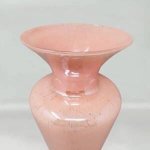 Vase antique rose soufflé en verre de Murano des années 1970 par Maestro del Vetro