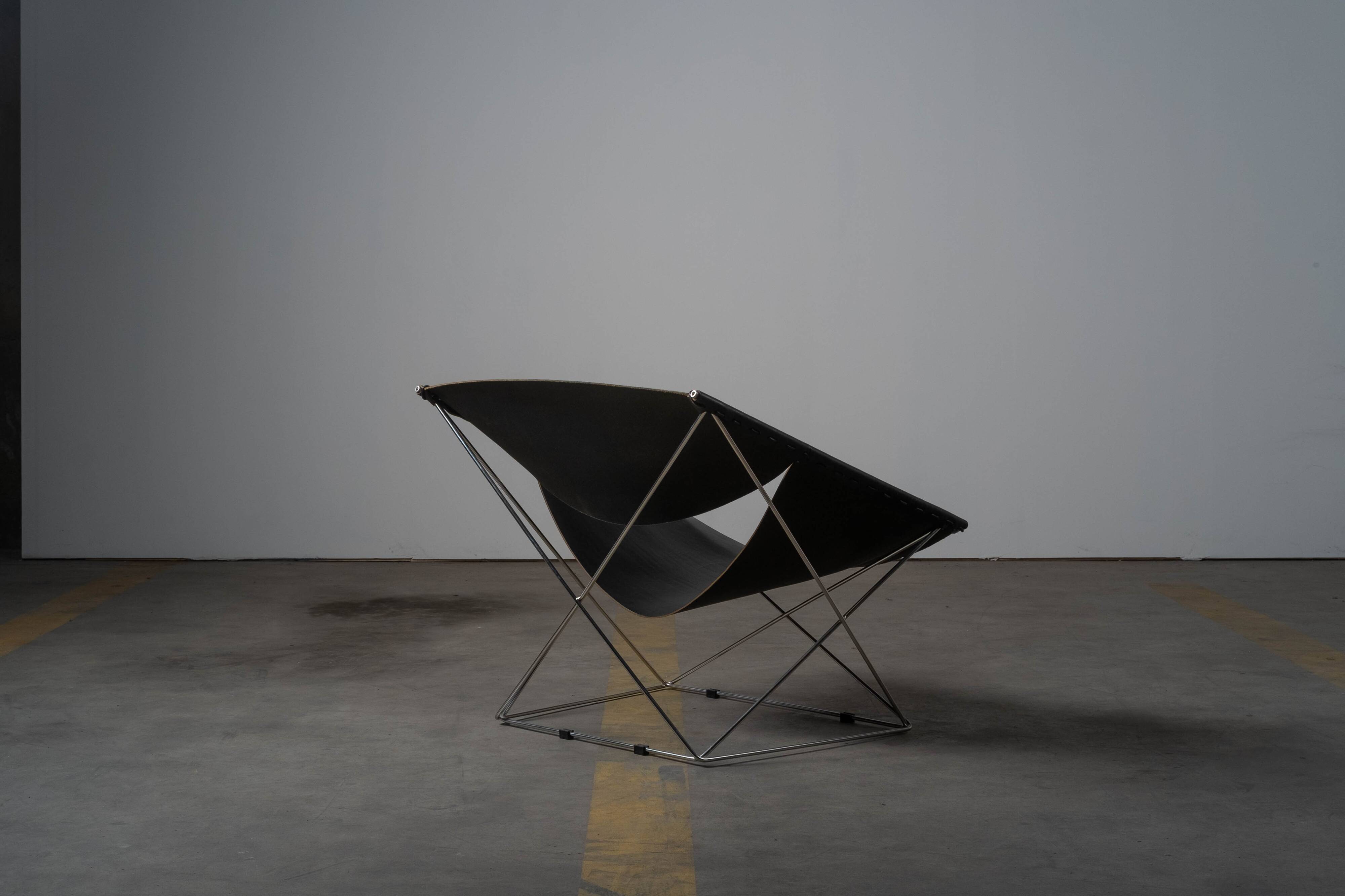 Pierre Paulin - Artifort F675 Butterfly chair