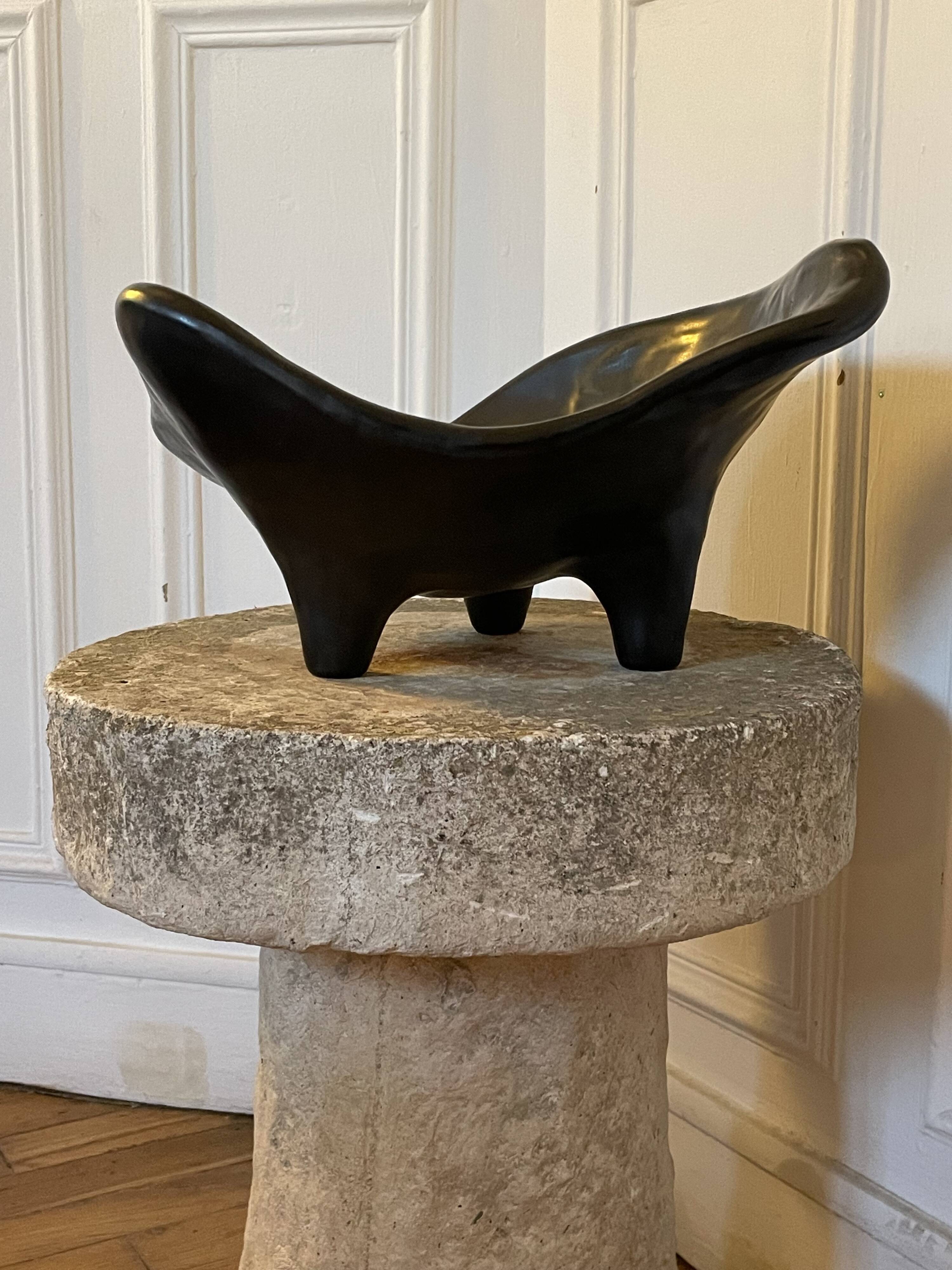 Large tripod pocket bowl in black ceramic 1950