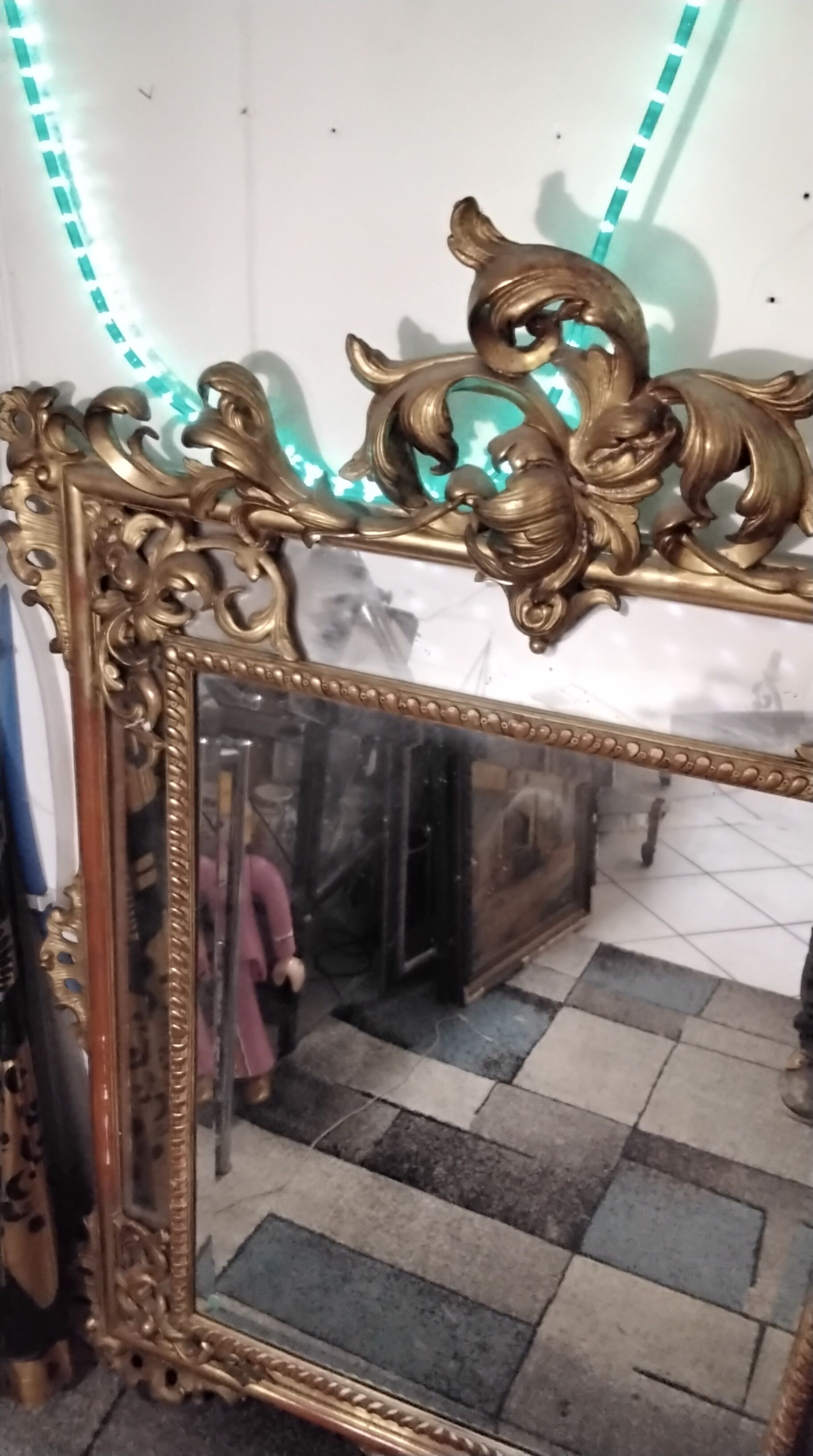 Mirror closed early 19th century