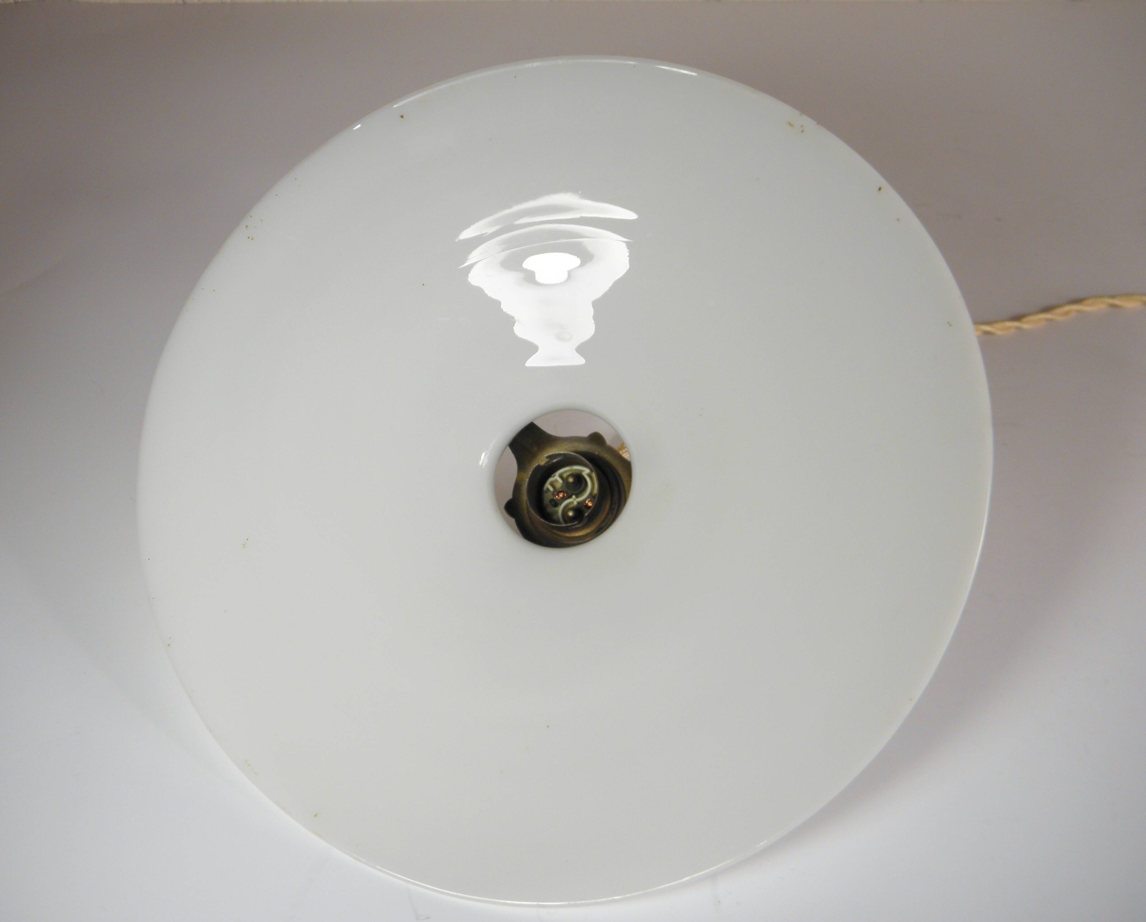 Suspension and rosette, in opaline and porcelain