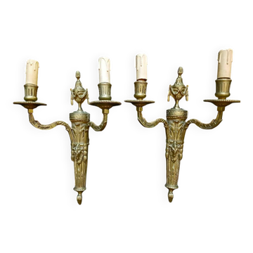 2 ou 3 appliques en bronze de style Louis XVI Empire Neoclassique