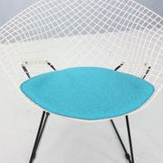Diamond chair by Harry Bertoia in white & black metal and new blue seating