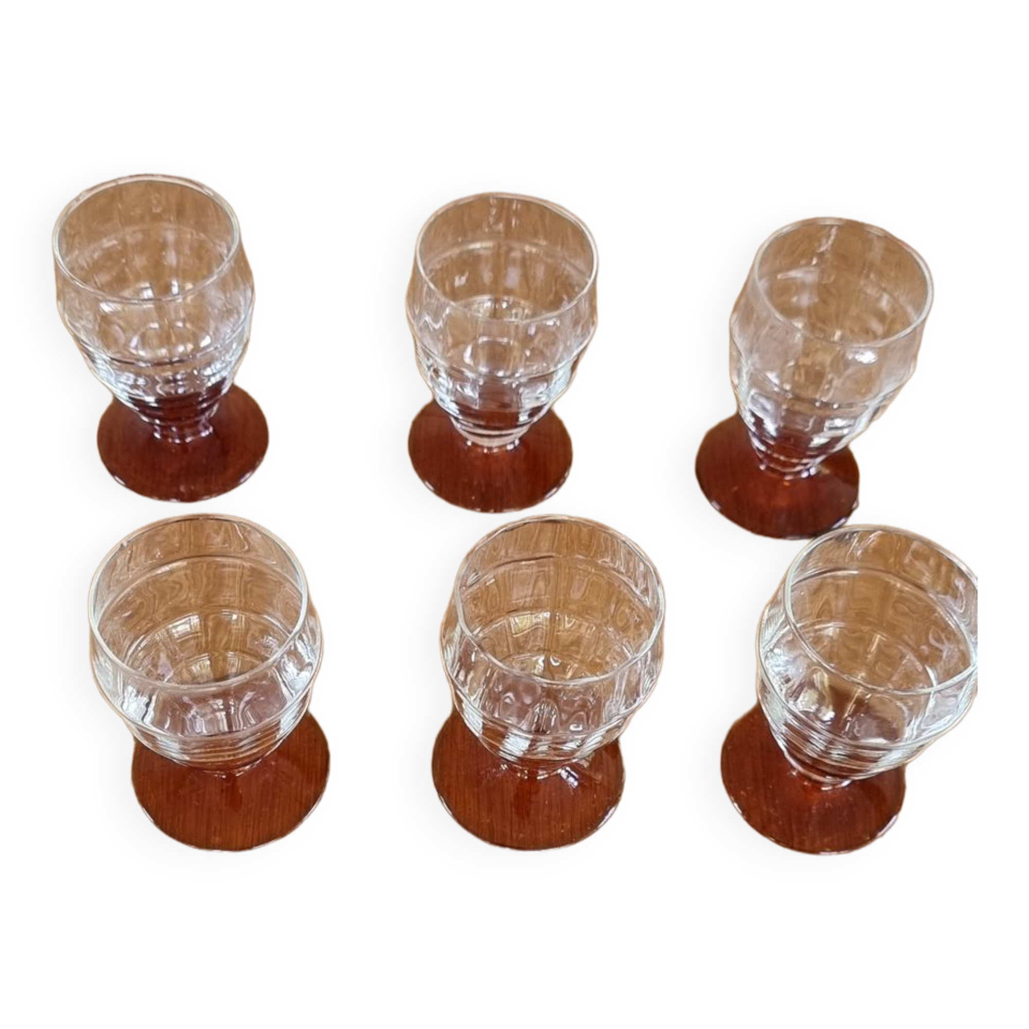 Amber glasses with its top