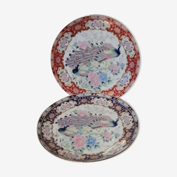 Lot de 2 assiettes décoratives décor japonais paon aux chrysanthèmes