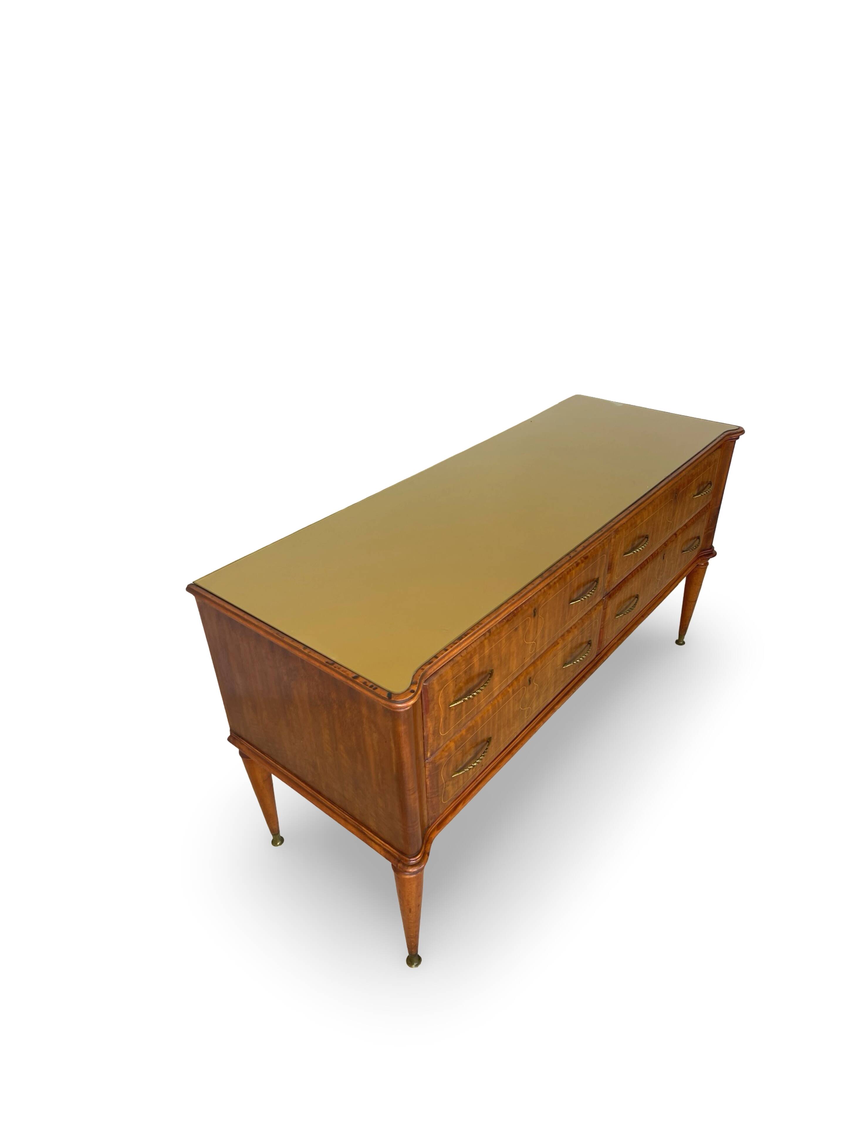 Une commode italienne vintage de style moderne du milieu du siècle