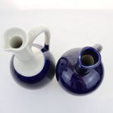 Ensemble de deux pichets en grès émaillé bleu foncé
