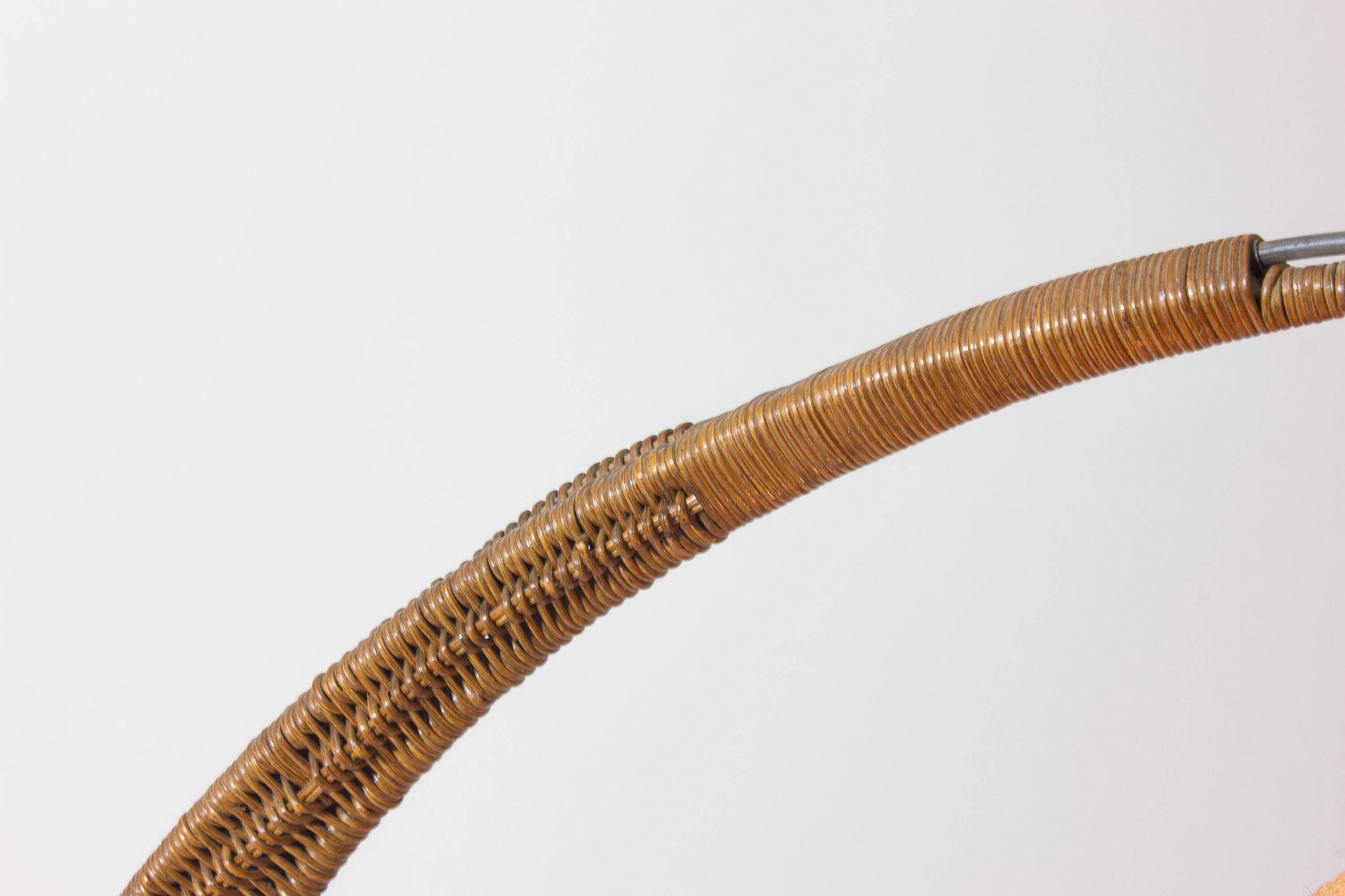 Italian wood arc floor lamp in rattan, 1970s