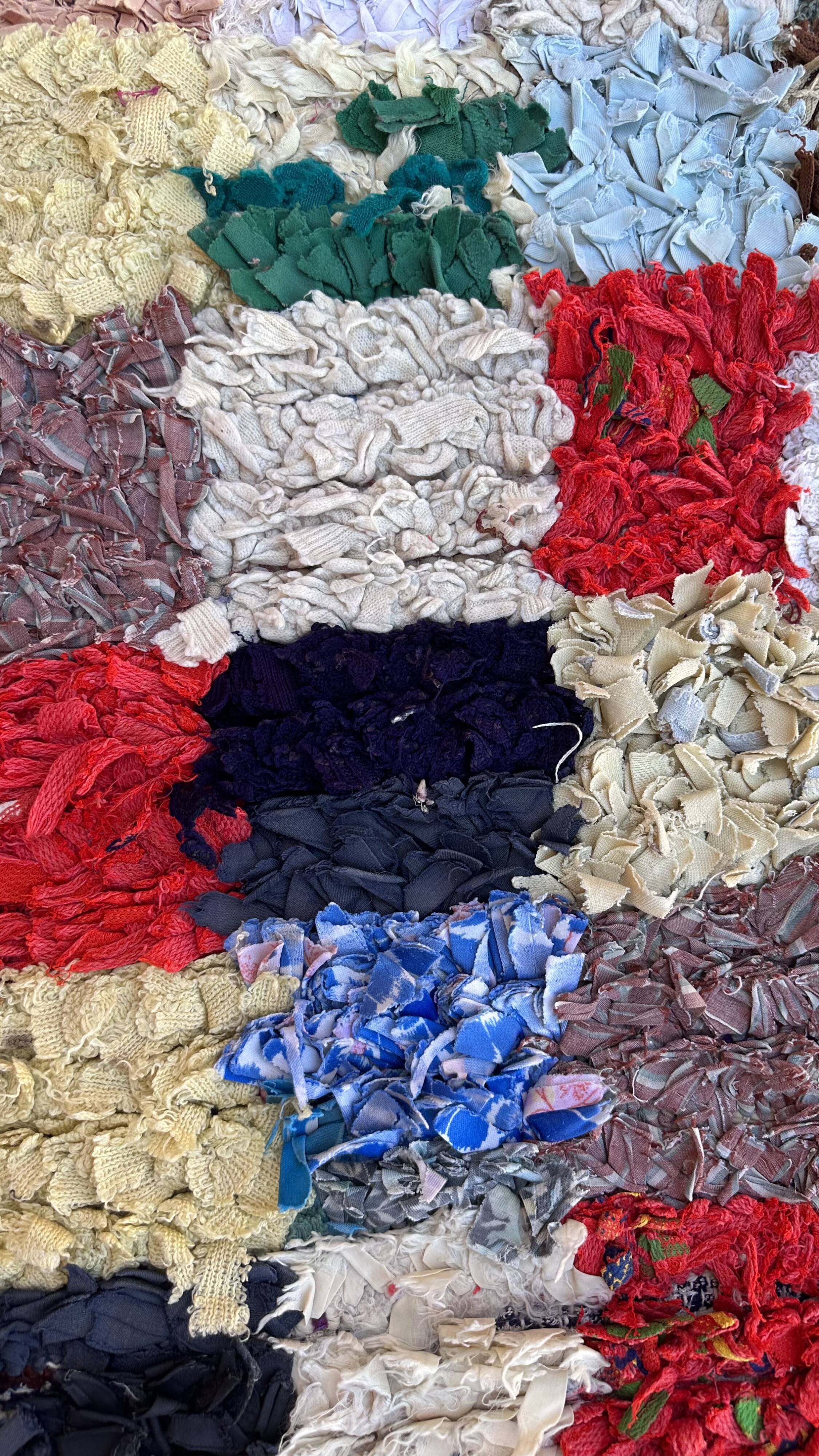 Colorful Moroccan rug - 100 x 168 cm