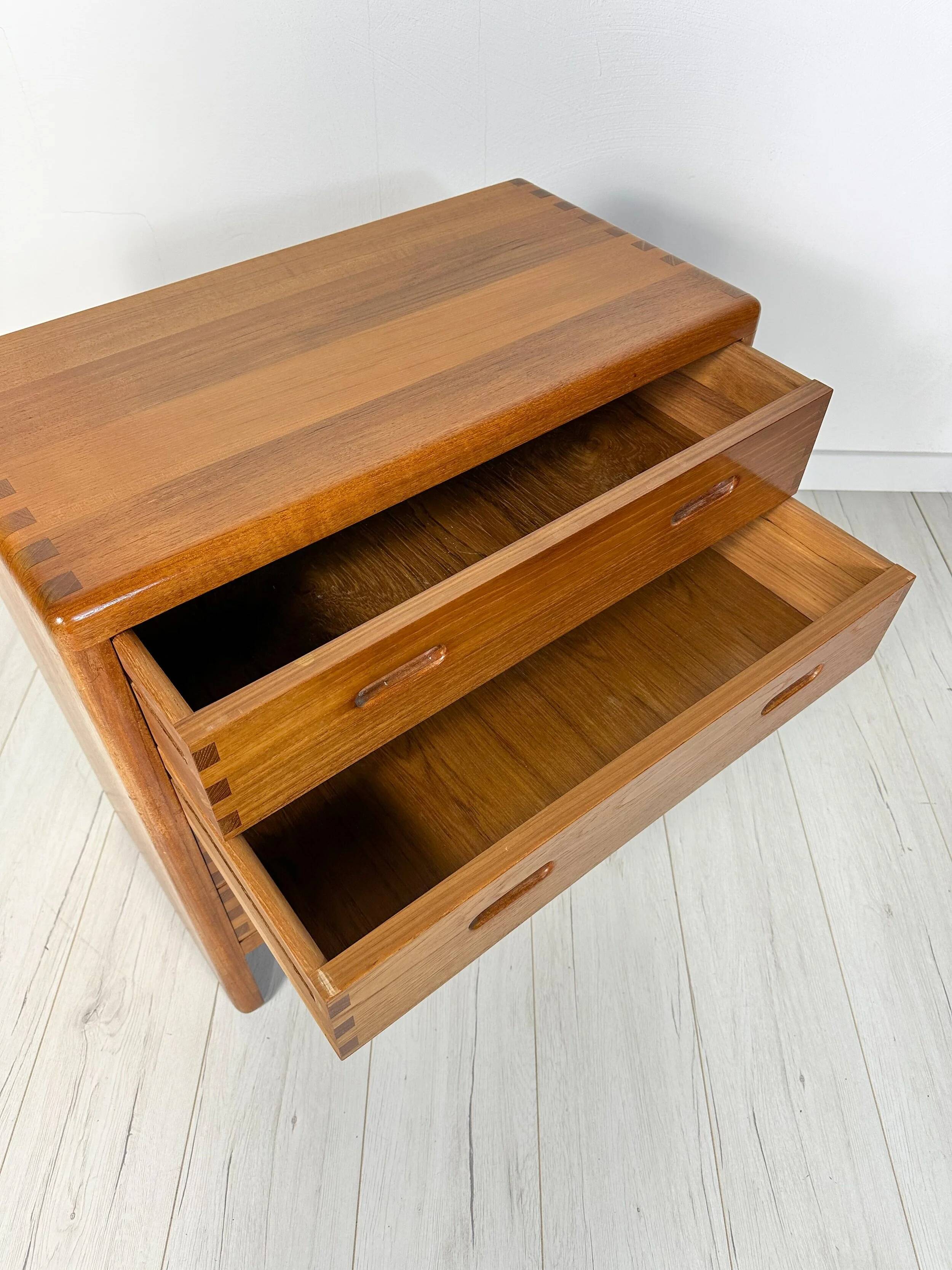 1960s Vintage Danish Teak Dresser Chest of Drawers by Niels Bach