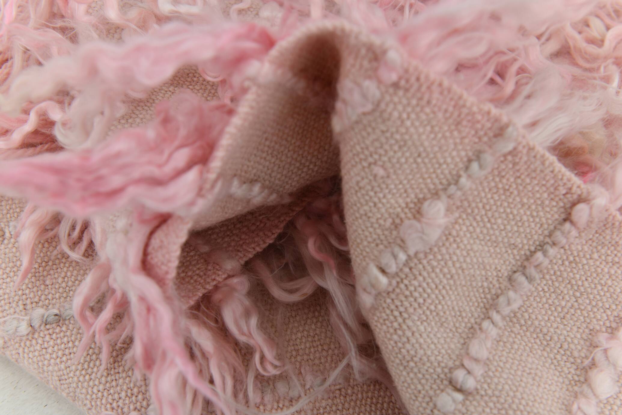 3x10 Soft Pink Wool Moroccan Runner Rug, 110x311Cm SK 70367
