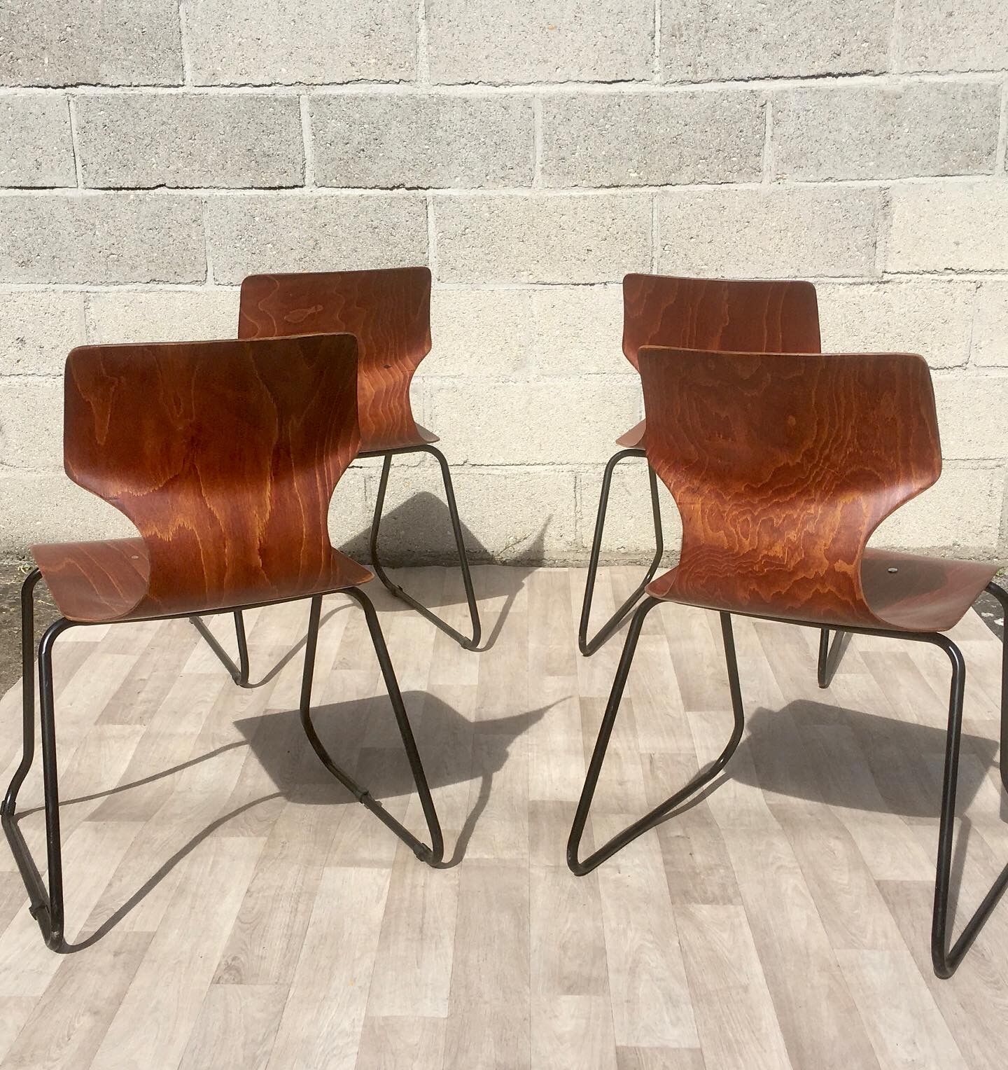 Set of 6 vintage sled chairs