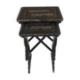 Pair of trundle tables made of black wood - tray with decoration of dragons