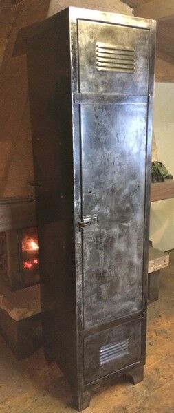 Industrial wardrobe 1940