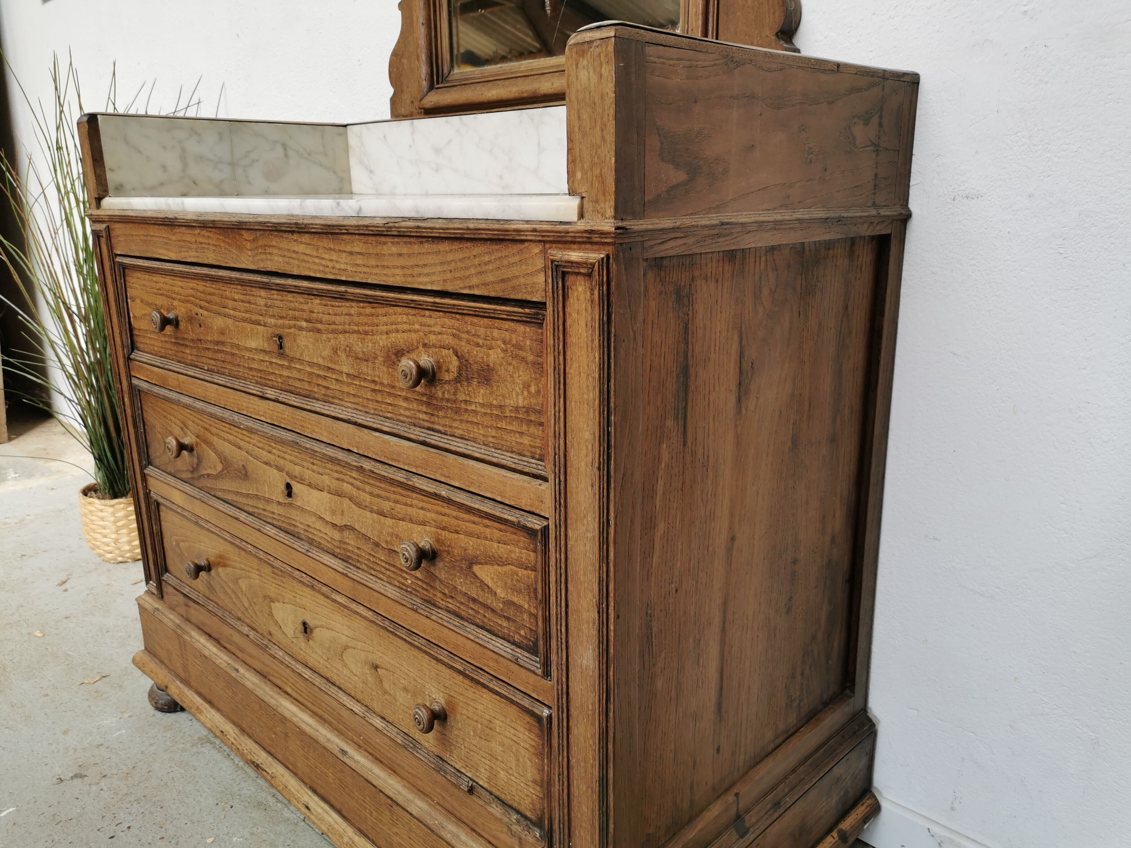 Commode coiffeuse 1900 en chêne et marbre