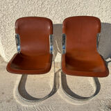 Paire de chaises cuir et métal chromé année 70