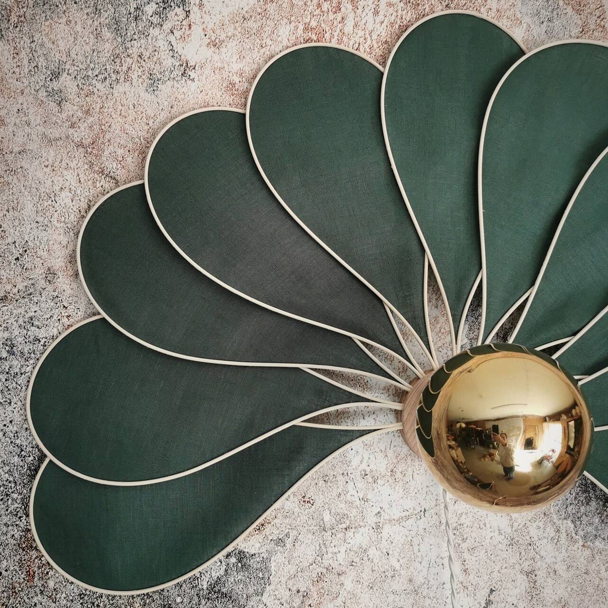 Peacock wall lamp