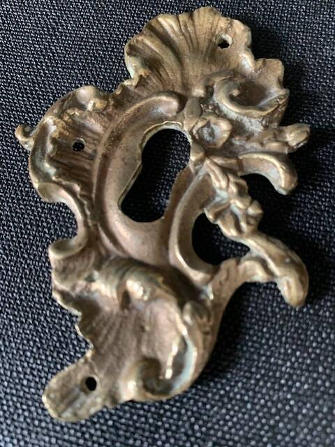 Pair of rocaille bronze keyholes from the 19th century