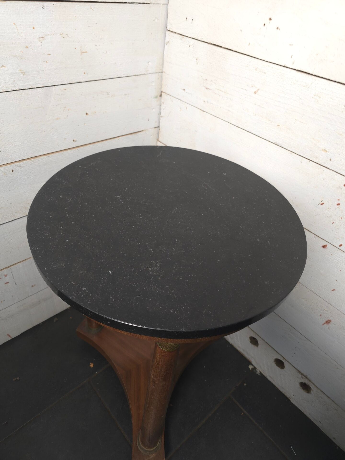 Empire style mahogany guéridon coffee table