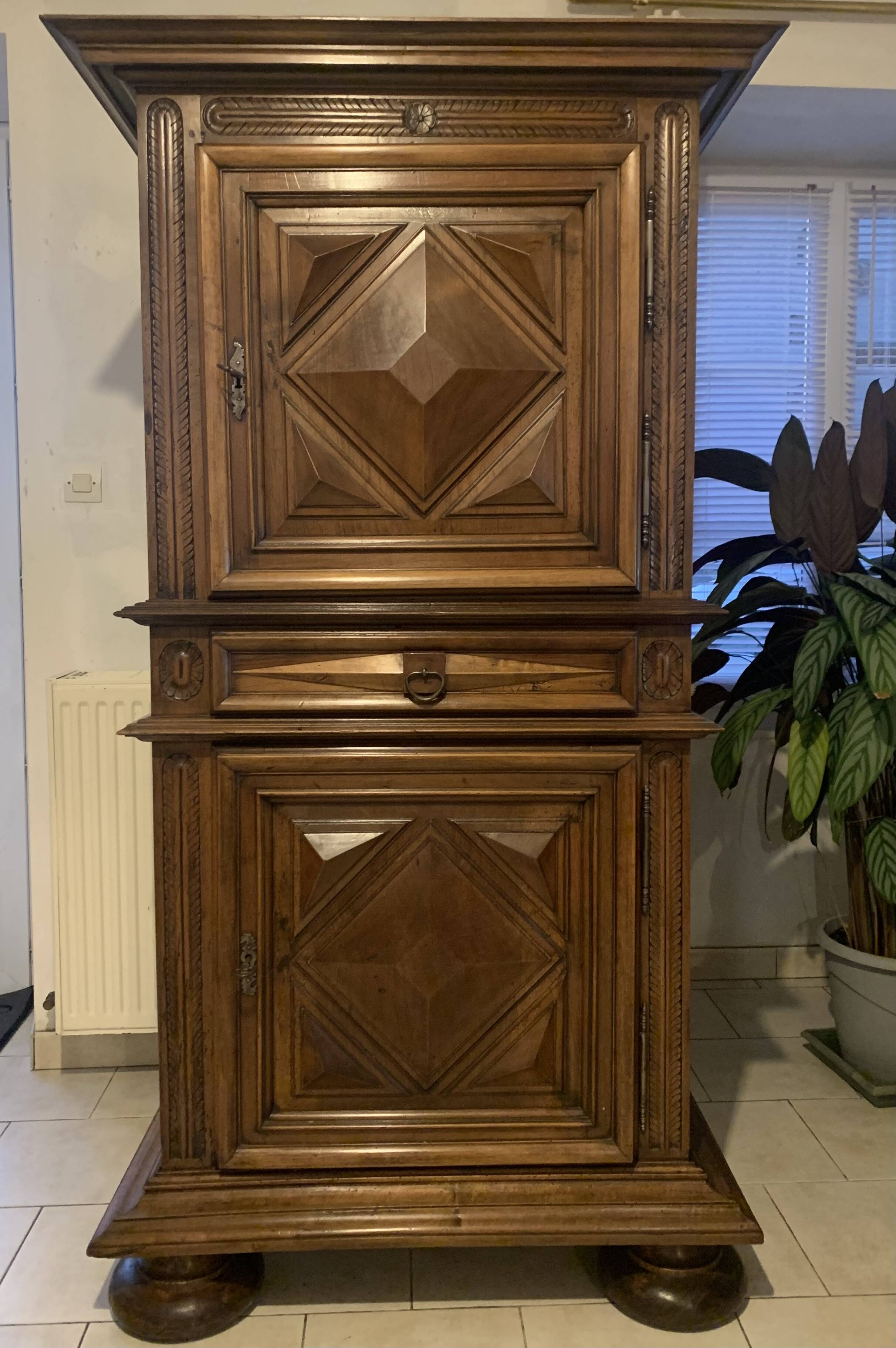 Cabinet louis xiii