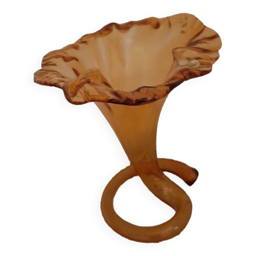 Corolla vase