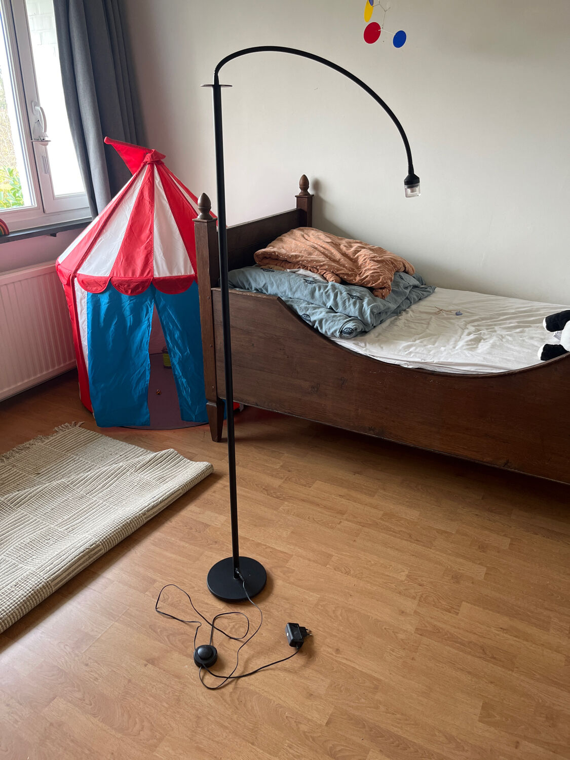 ILL solar lamp by Antonangeli – minimalist Italian design