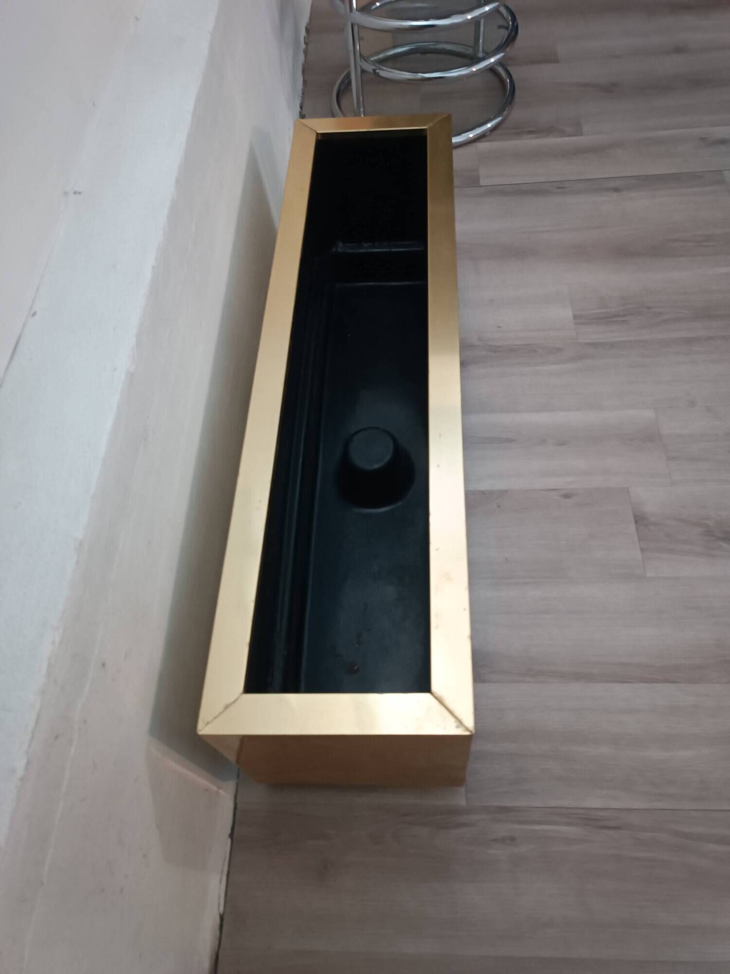 Brass planter by Hobby Flowers Barcelona, 1990