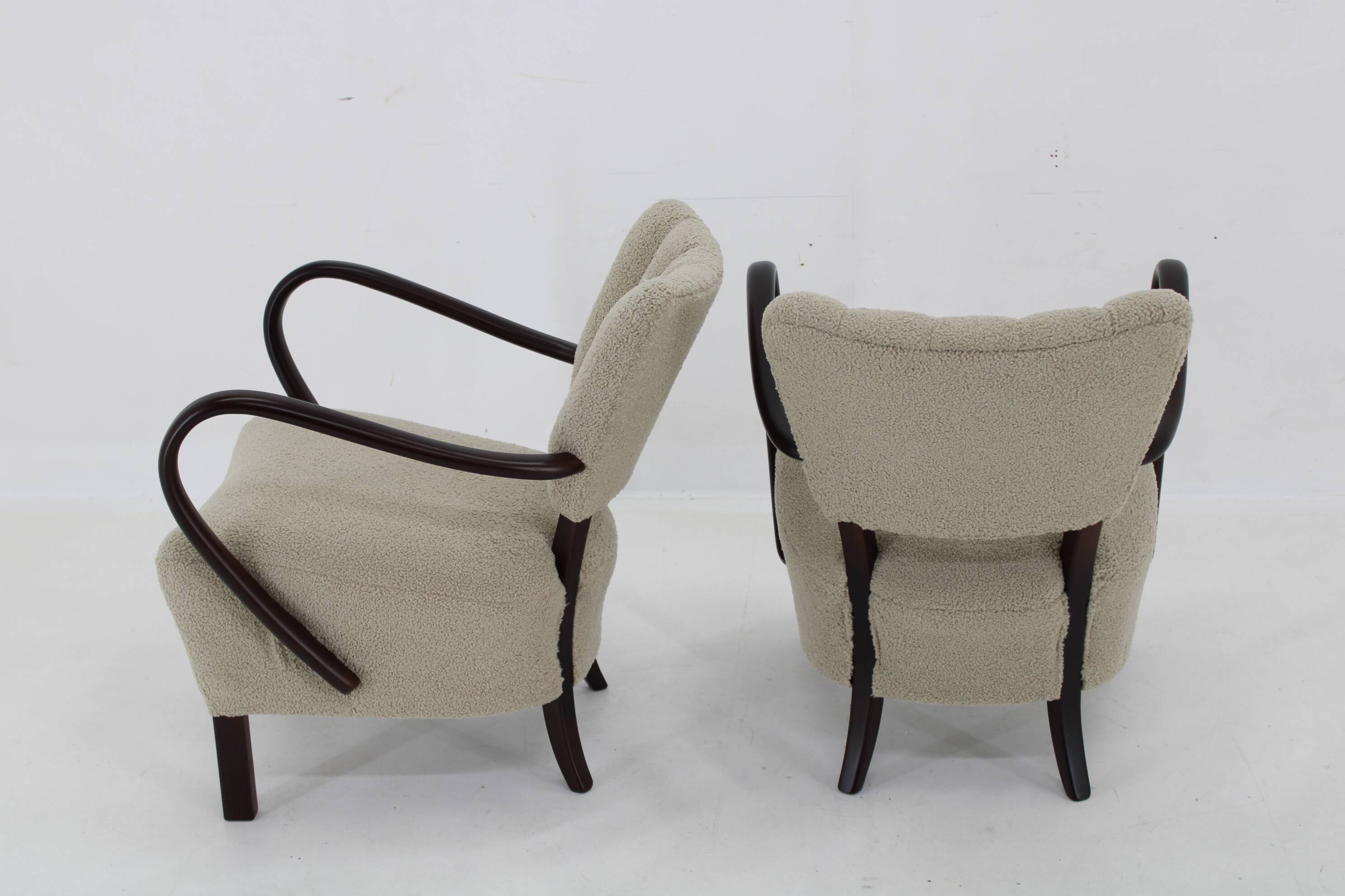 1930s Pair of Jindrich Halabala Art Deco H-237 Armchairs in Bouclé, Restored