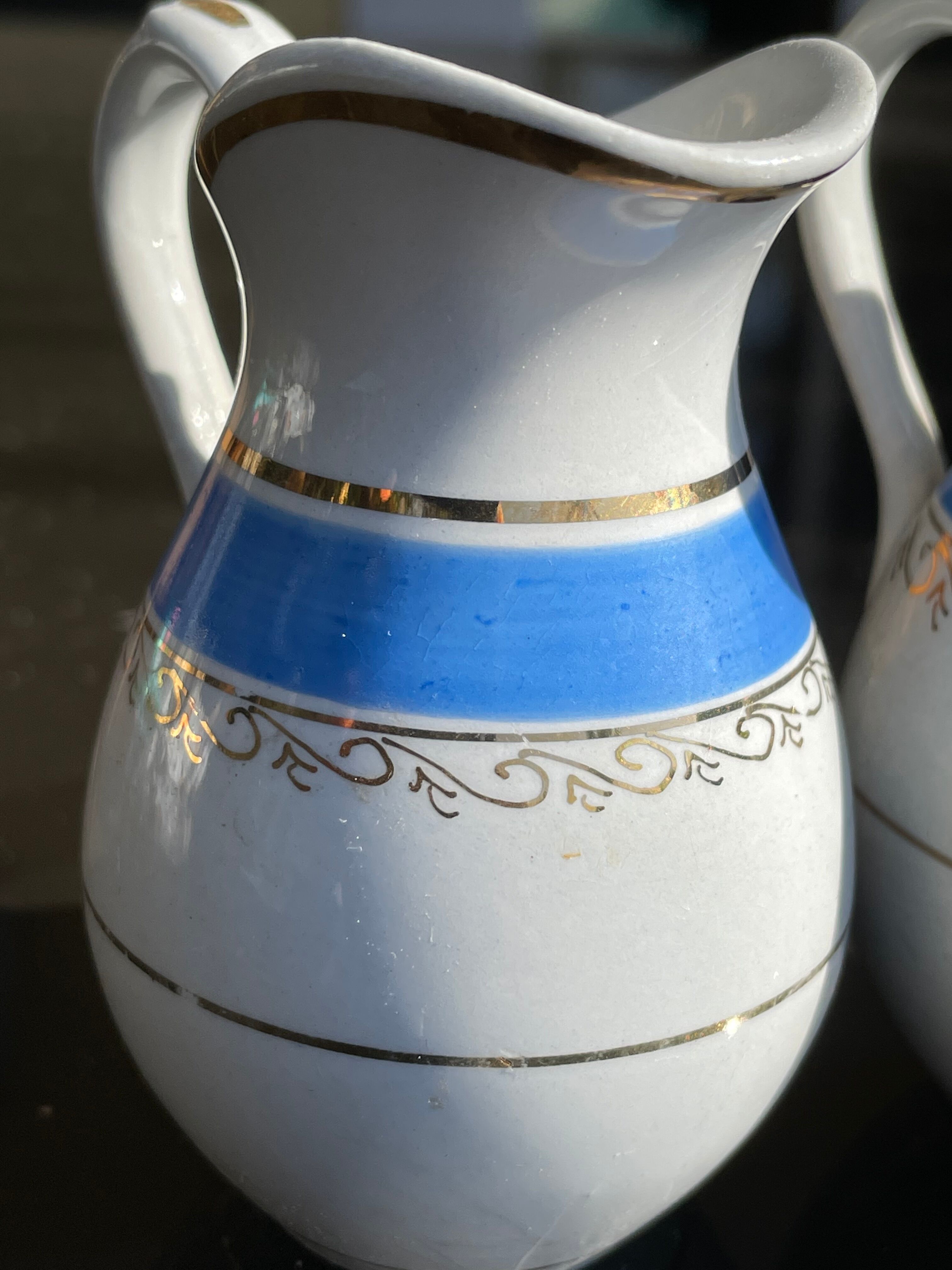2 pots à lait